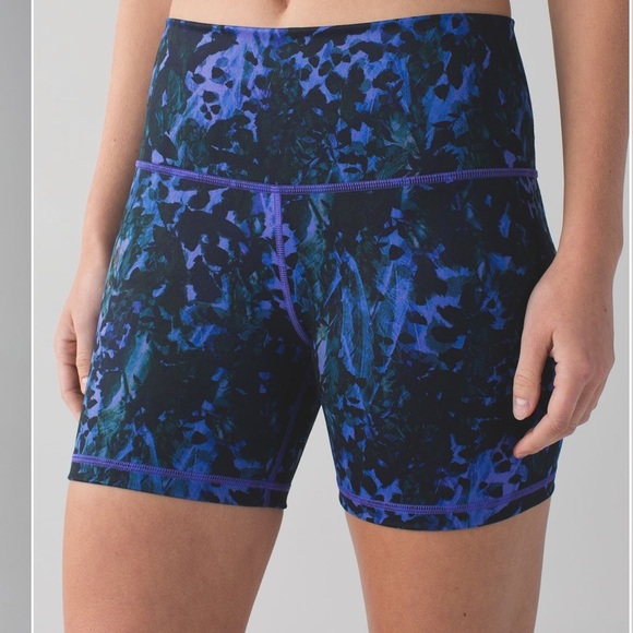 Lululemon Groove Short II (Roll Down - Picture 1 of 6